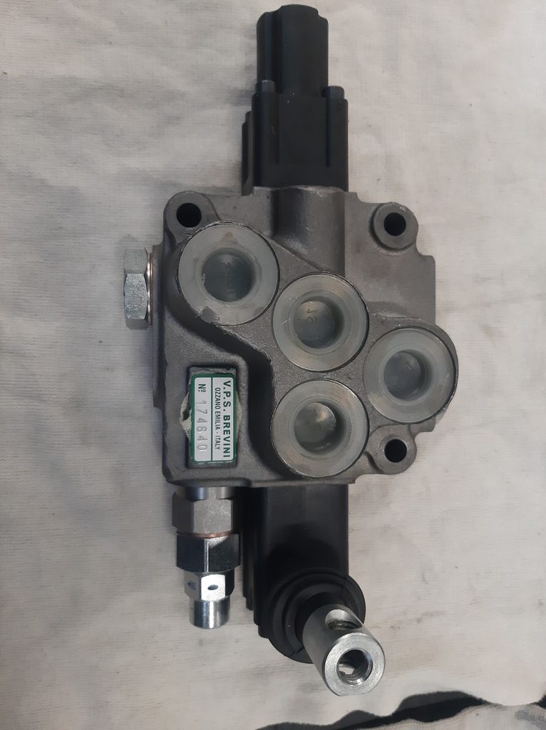 DIRECTIONAL VALVE, Brevini, DCV40/1-IST-001(190)-ST1-CS1-D3-US-F4(1/2"BSP)