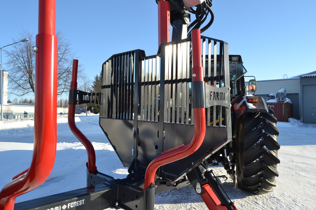 FT11 Trailer (M26) ((A3+BL) Bolsters 3 pairs + bolster lock, (C2) German high, (K1) Bolted, swivelling D50 (100x110), (RWD0) Without drive, (B0) unbraked, No, Tractor hydraulics, (CP0) No, (D0) No platform, (WH0) w/o wheels)