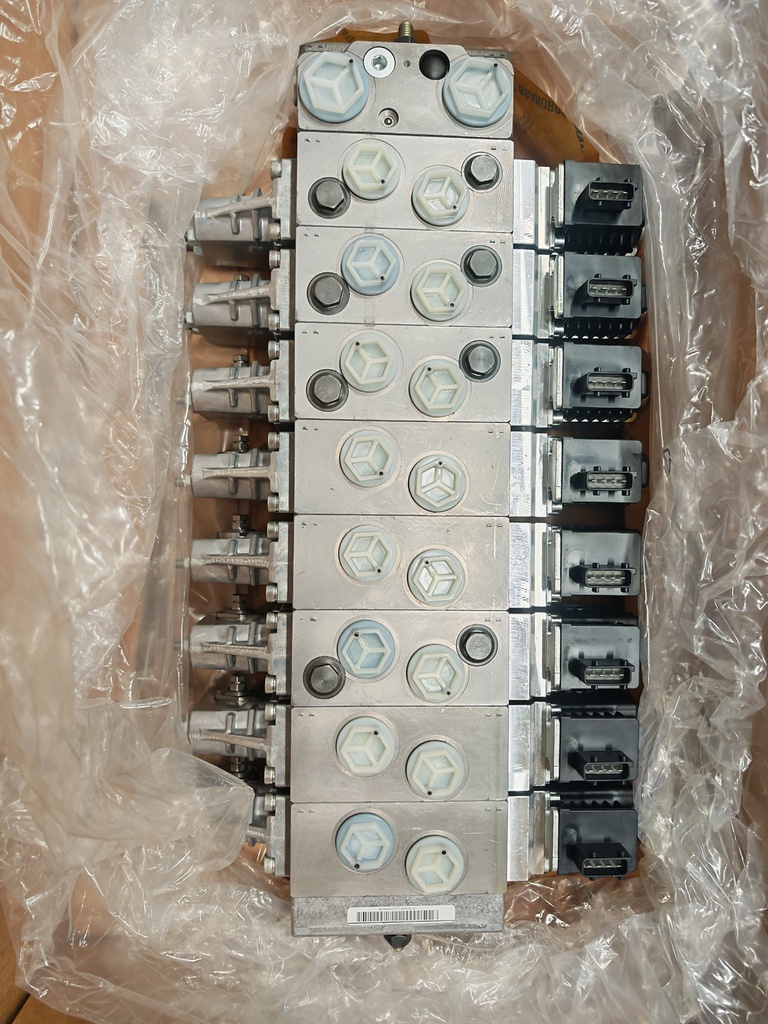 DIRECTIONAL VALVE, D2/8,159X1858,12V,A, PVG32, Danfoss