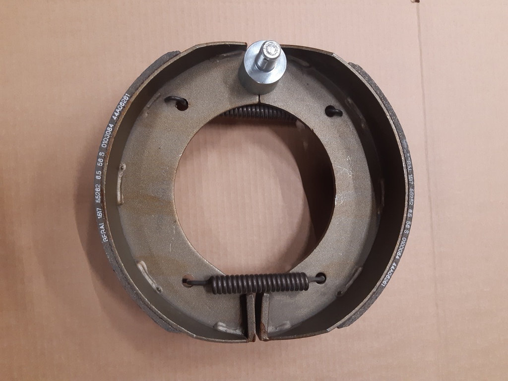BRAKE SHOE, SET 316A040C WITH SPRINGS FOR B70K047, Farmi Forest